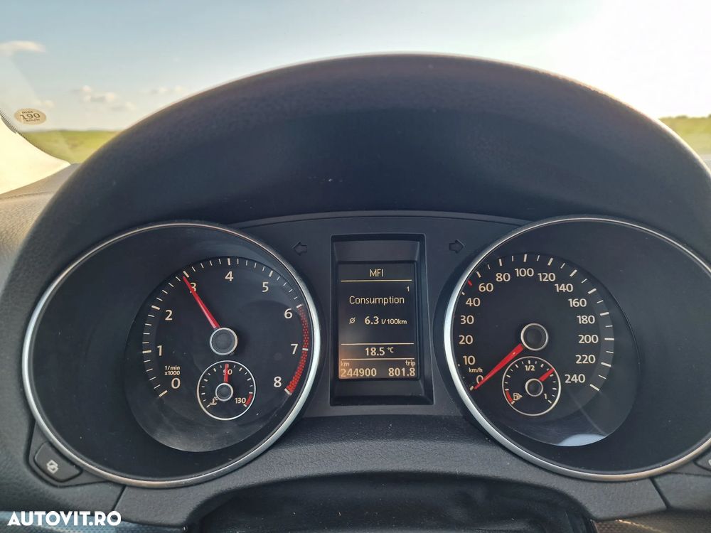 Volkswagen Golf 1.4 TSI Highline - 9