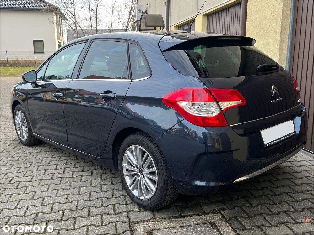 Citroën C4 VTi 120 Exclusive - 3