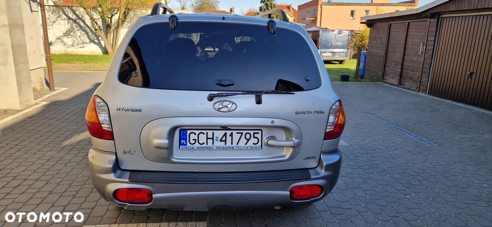 Hyundai Santa Fe - 4
