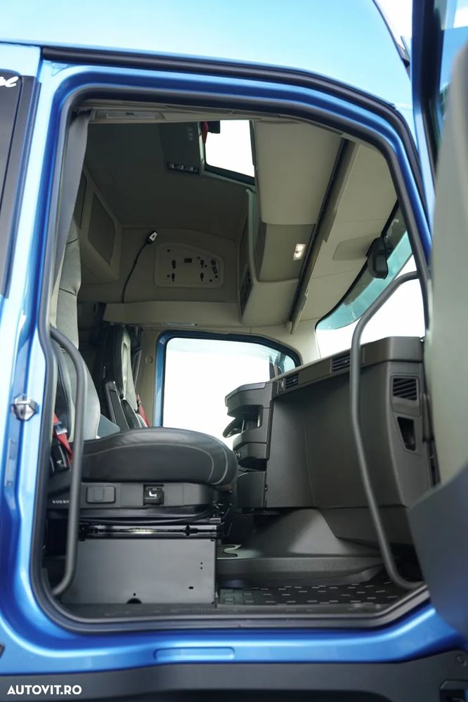 Volvo FH 540 / SISTEM HIDRAULIC / I-PARK COOL / I-SHIFT / ADR COMPLET / INTERIOR DIN PIELE / EURO 6 - 37