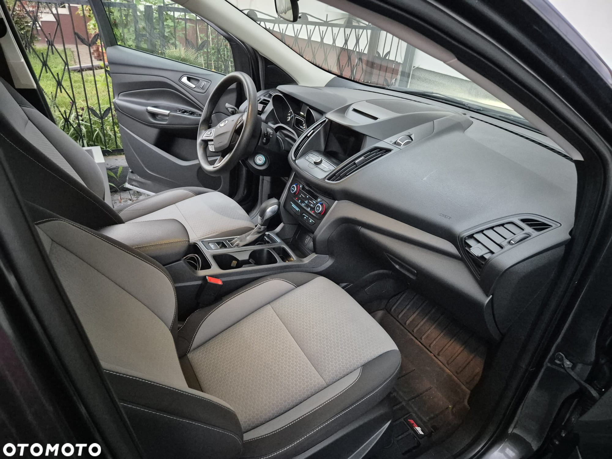 Ford Escape - 12