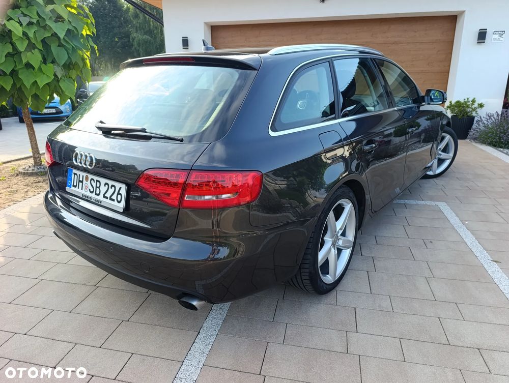 Audi A4 Avant - 14
