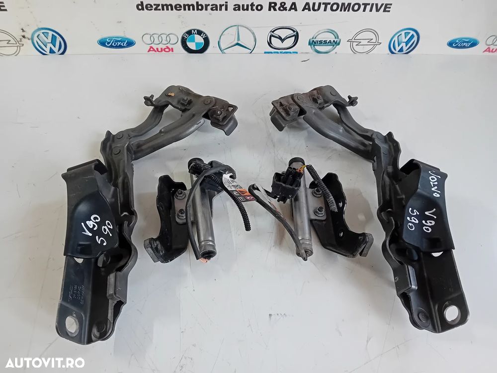 Set Balamale Capota Cu Capse Pirotehnice Volvo V90 S90 An 2016-2020 Originale OEM - 4