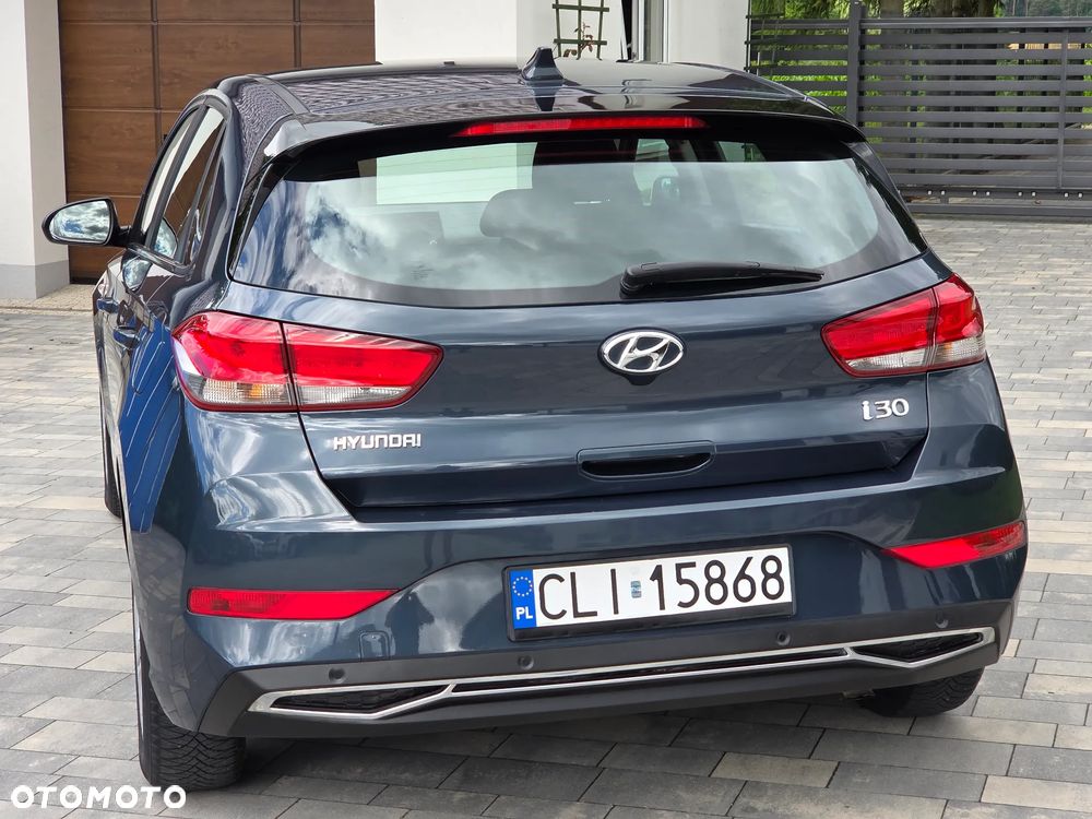 Hyundai i30 1.5 DPI Modern - 23