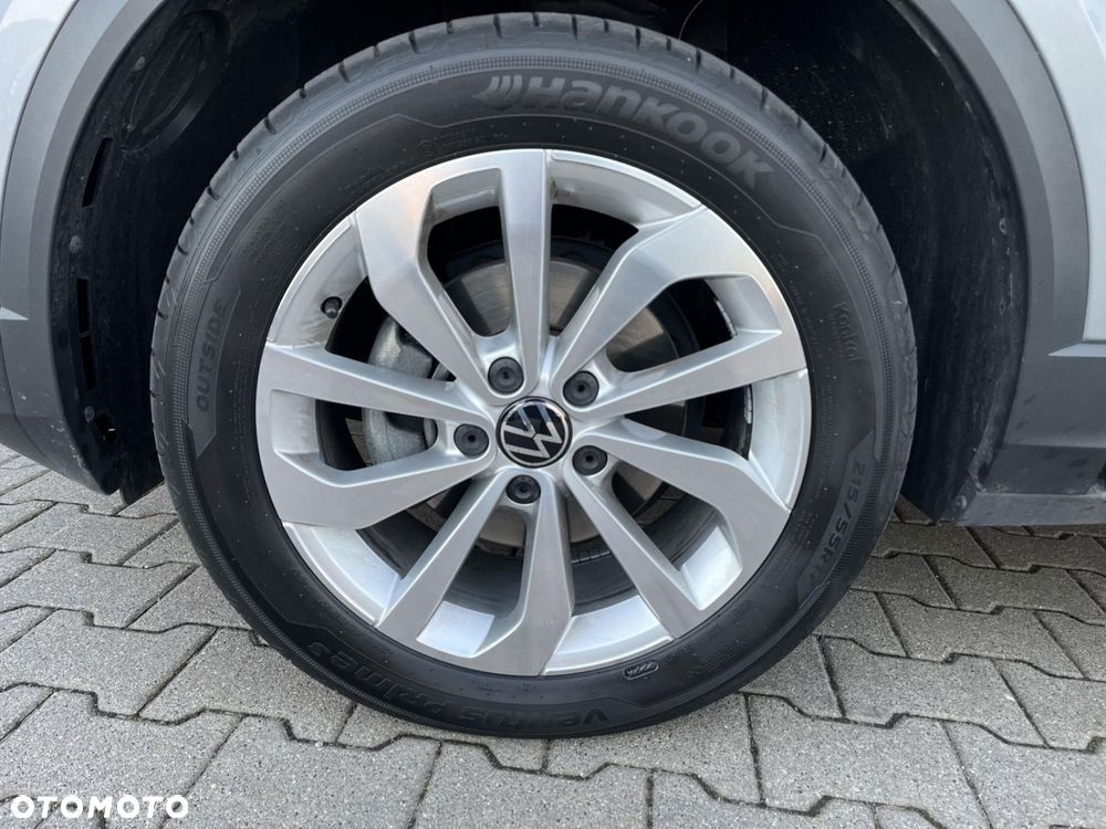 Volkswagen T-Roc - 10