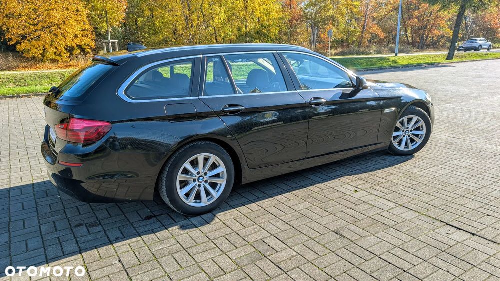 BMW Seria 5 520d Touring Luxury Line - 15