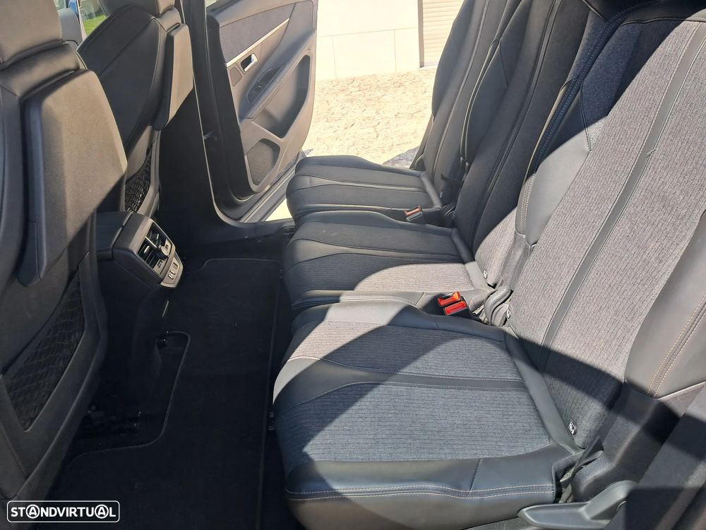 Peugeot 5008 1.5 BlueHDi GT Line EAT8 - 14
