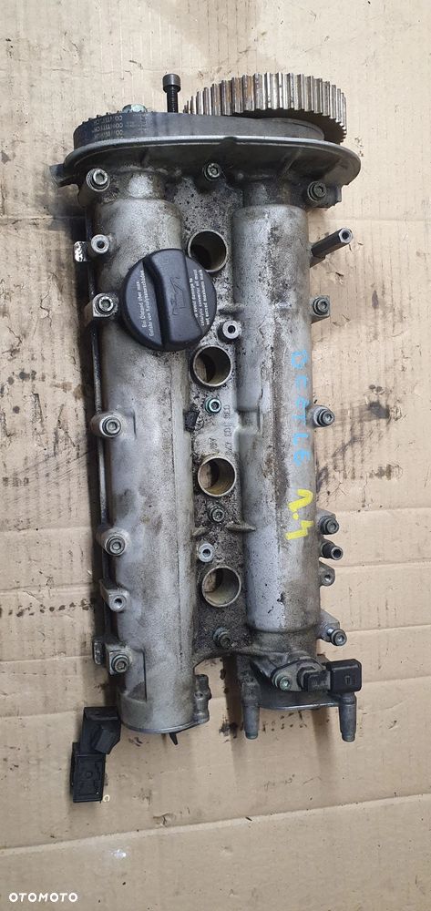Pokrywa zaworów dekiel wałki rozrządu VW New Beetle 1.4 16V 036103475AQ - 1