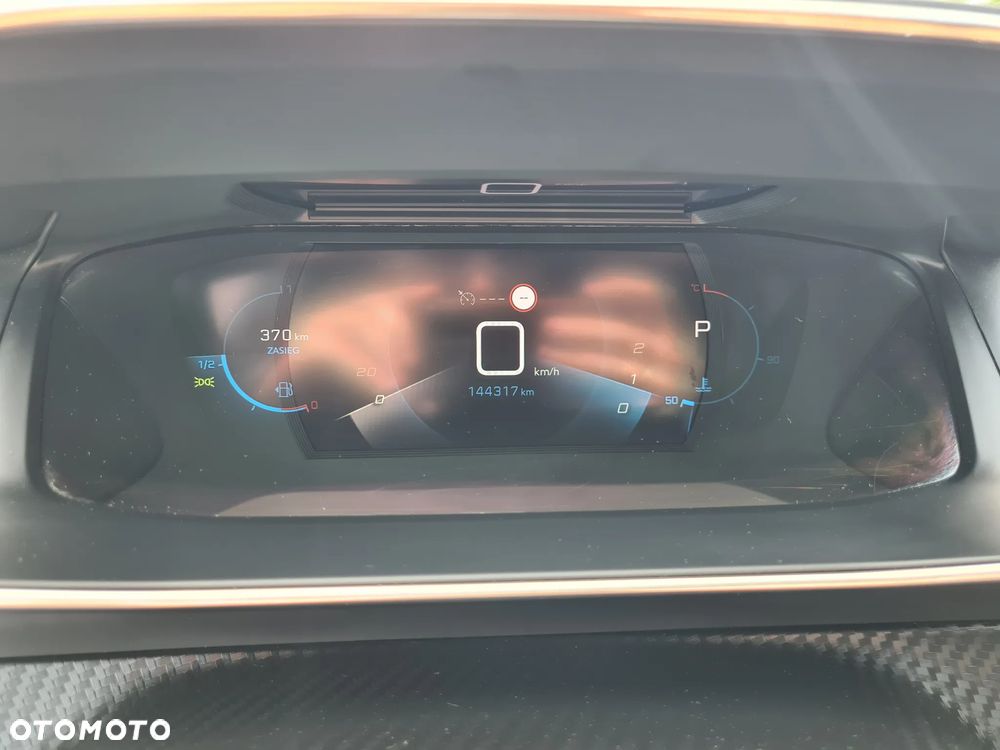Peugeot 2008 1.5 BlueHDi Allure Pack S&S EAT8 - 21
