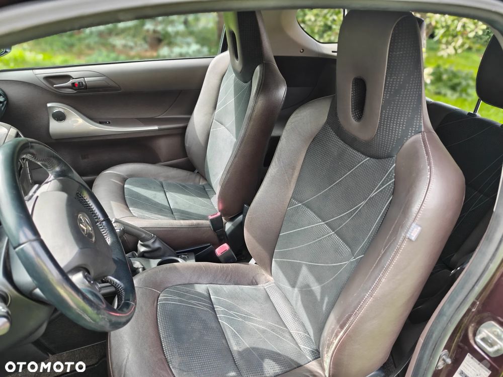 Toyota iQ 1.0 Sol - 13
