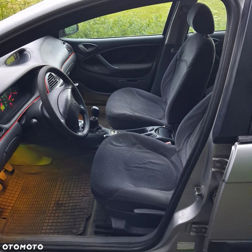 Citroën C5 2.0 HDi X - 11