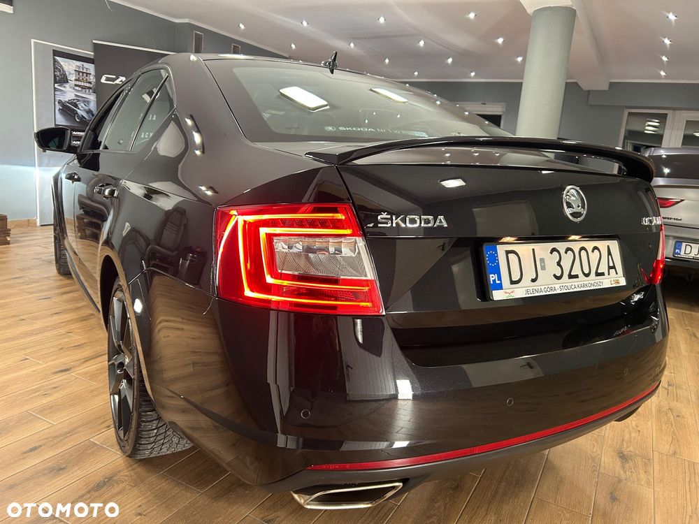 Skoda Octavia 2.0 TDI RS DSG - 12