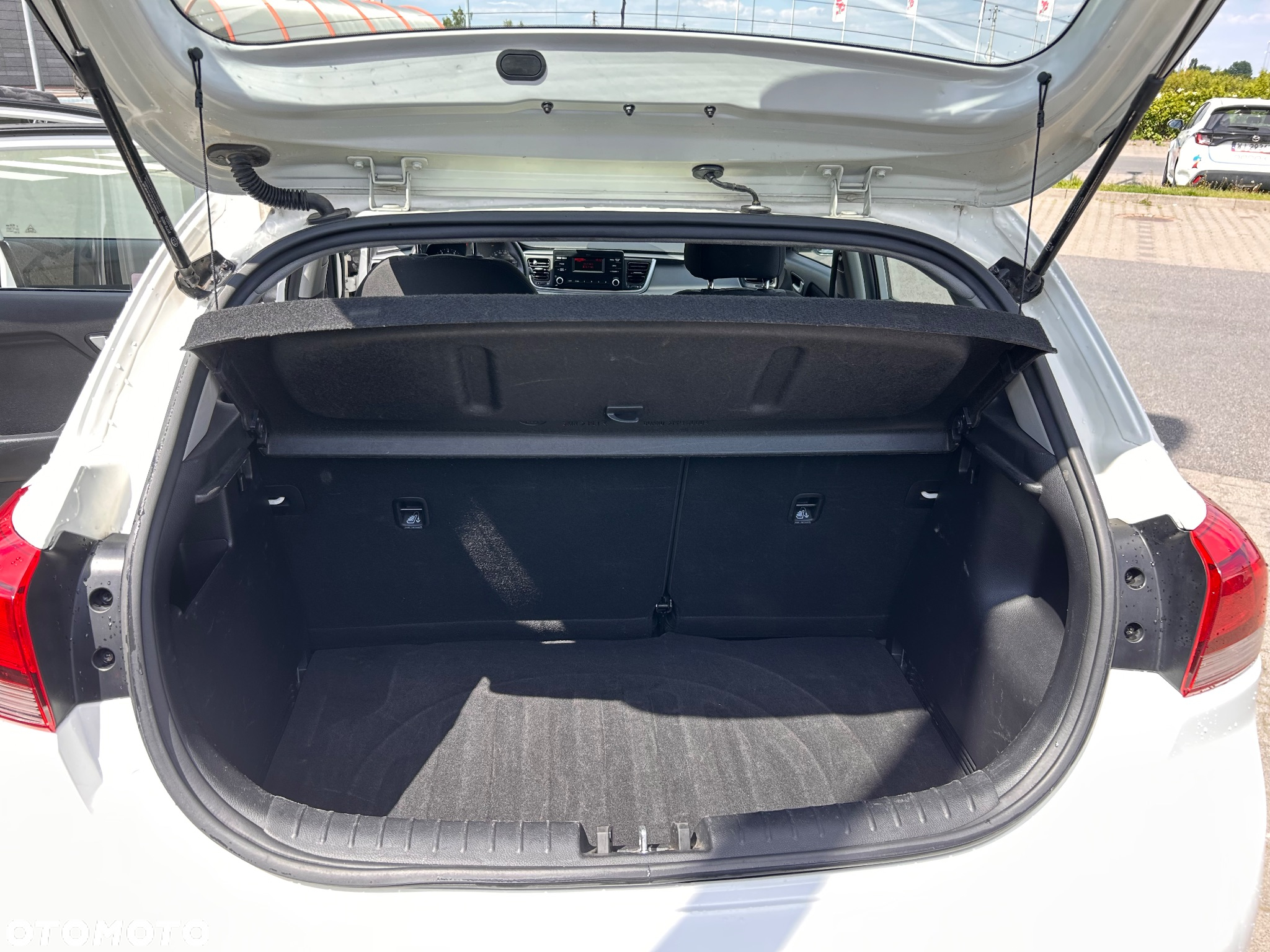 Kia Rio 1.2 Business Line - 20