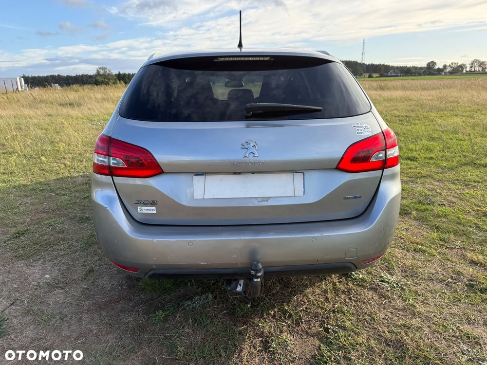 Peugeot 308 HDi FAP 150 Allure - 5