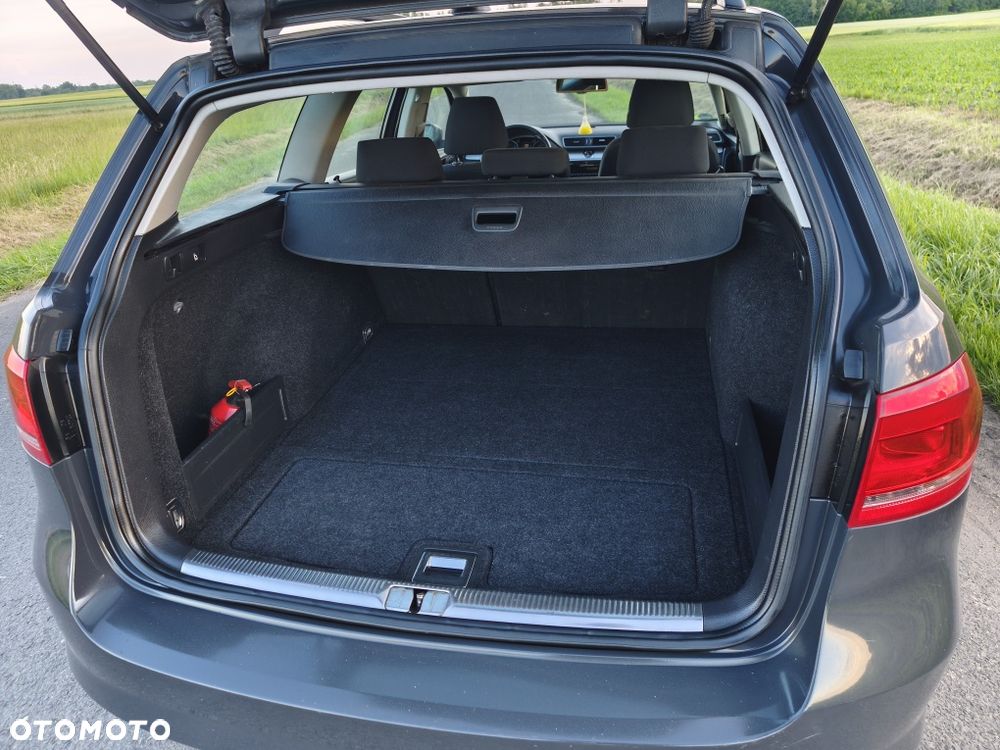 Volkswagen Passat - 6