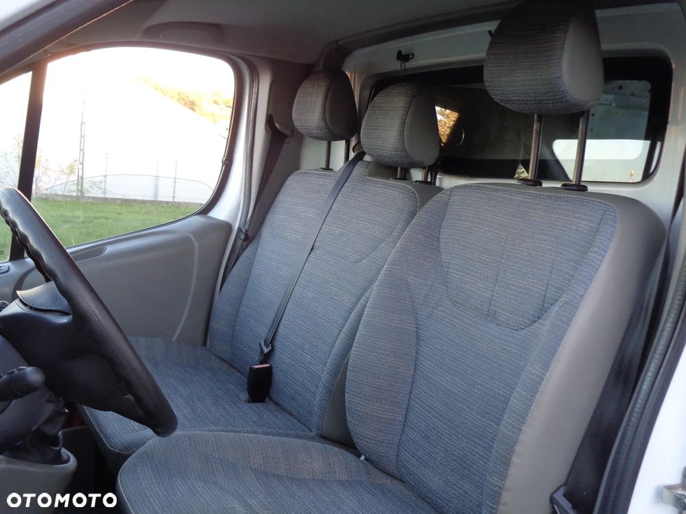 Renault Trafic - 6