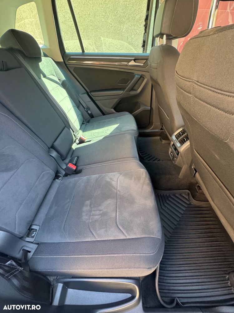 Volkswagen Tiguan - 10