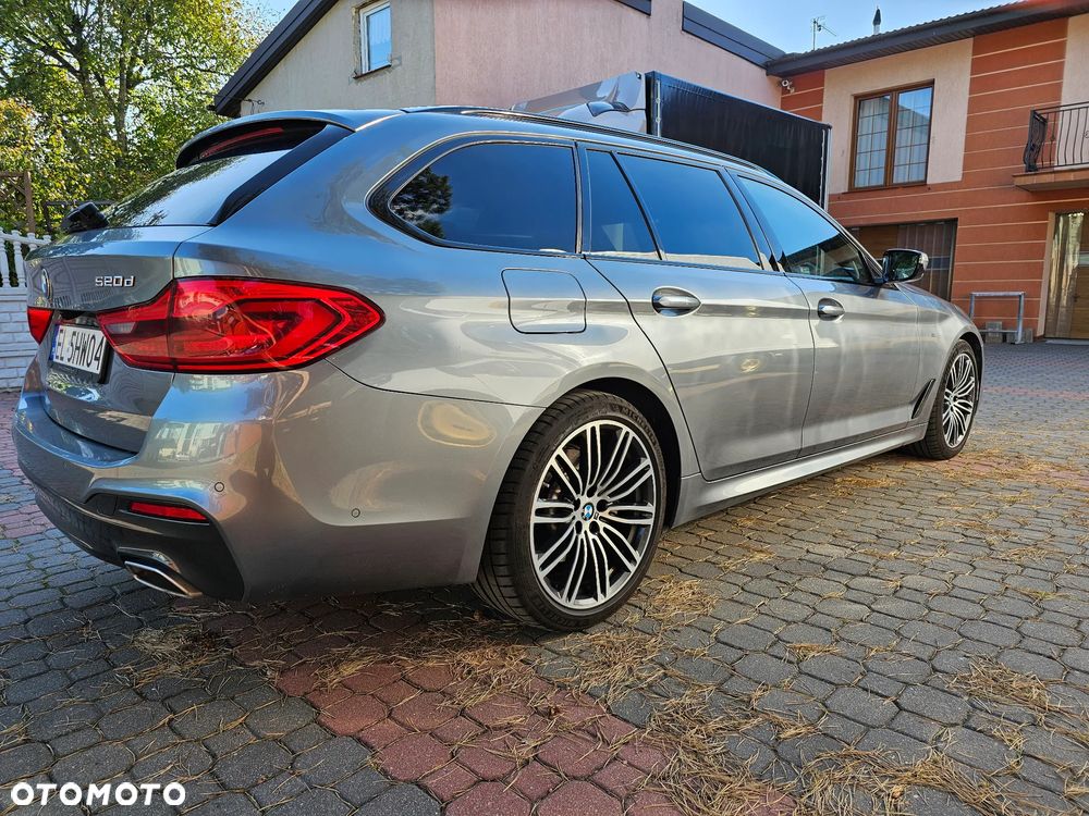 BMW Seria 5 520d xDrive - 5