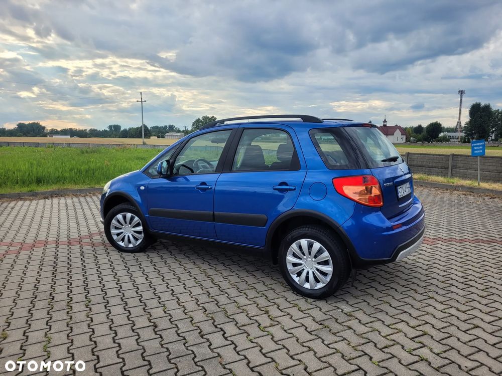Suzuki SX4 1.6 VVT 4x4 Comfort - 36
