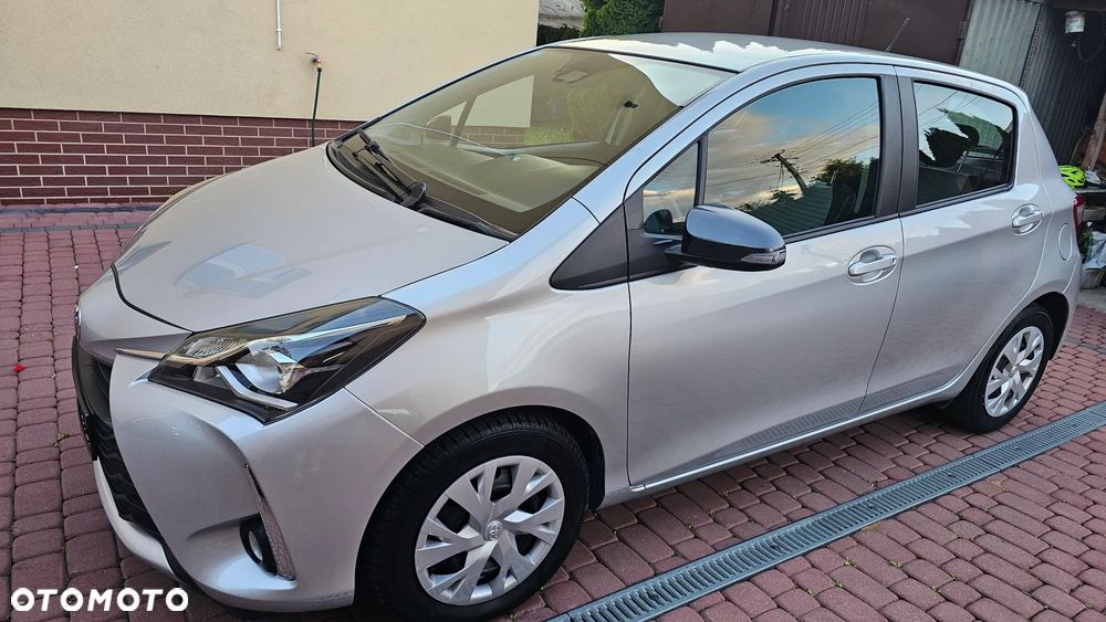 Toyota Yaris 1.0 Premium - 13