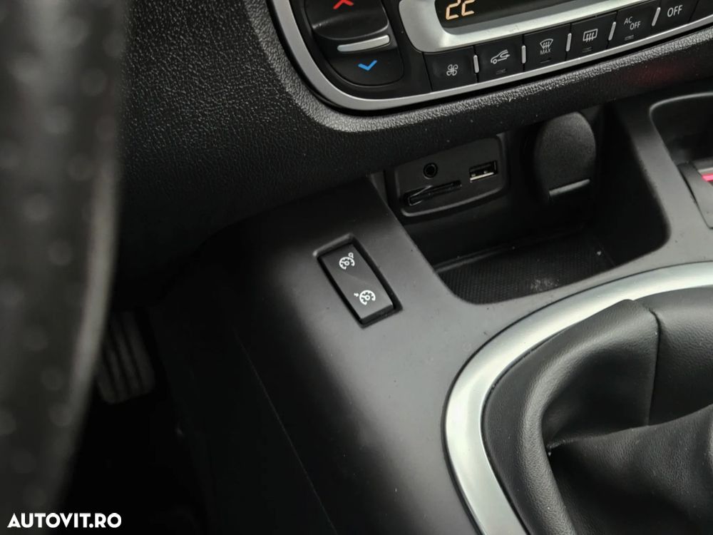 Renault Scenic ENERGY dCi 130 BOSE EDITION - 33