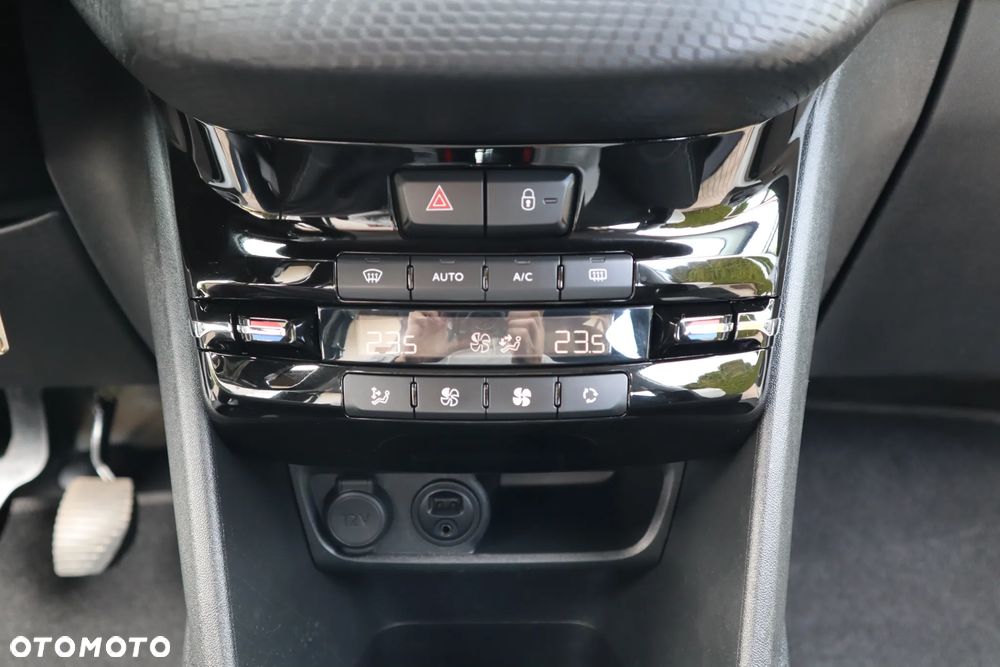 Peugeot 208 1.2 PureTech Allure S&S - 22