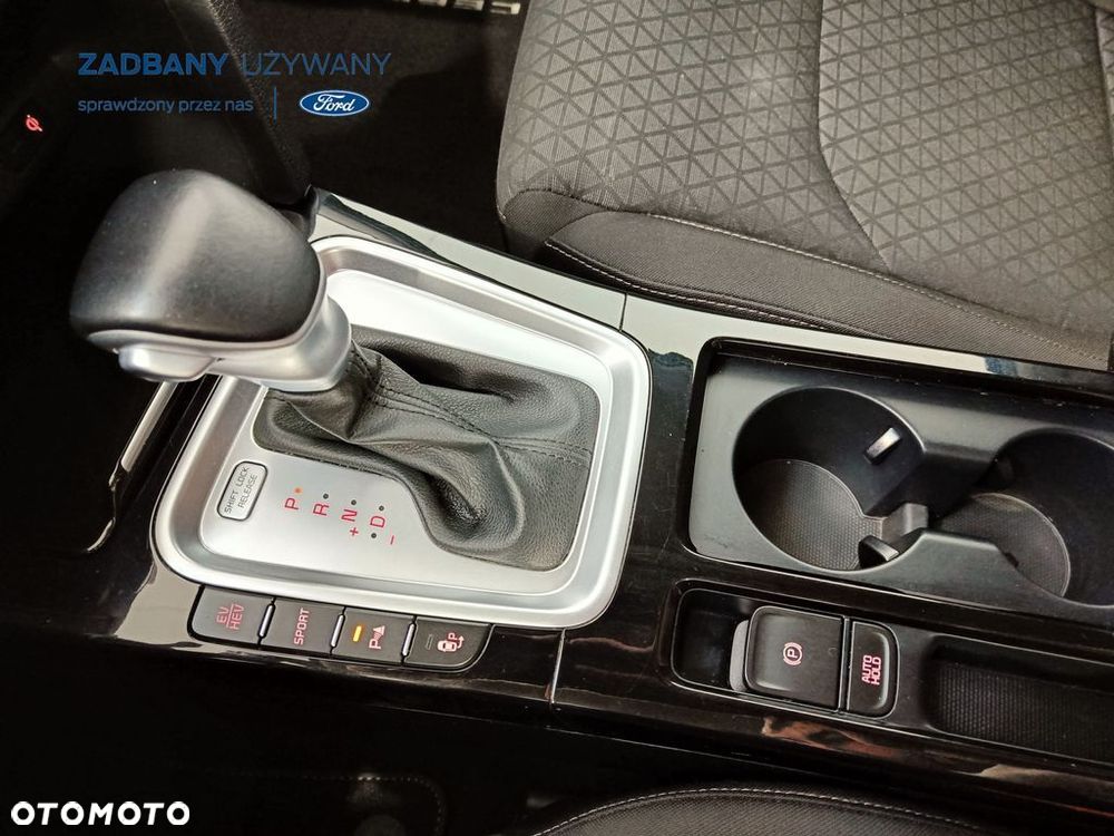 Kia Ceed 1.6 GDI PHEV L DCT - 24