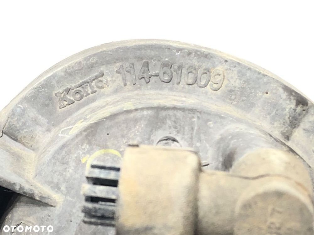 HALOGEN PRAWY PRZÓD  MAZDA 5 (CR19) 2005 - 2010 2.0 CD (CR19) 105 kW [143 KM] olej napędowy 2005 - - 4