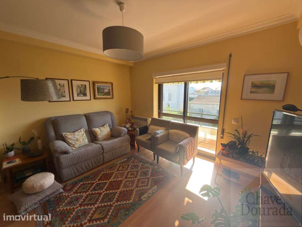 Apartamento T3+3 com garagem e sótão - São Martinho do Bispo - Grande imagem: 2/32