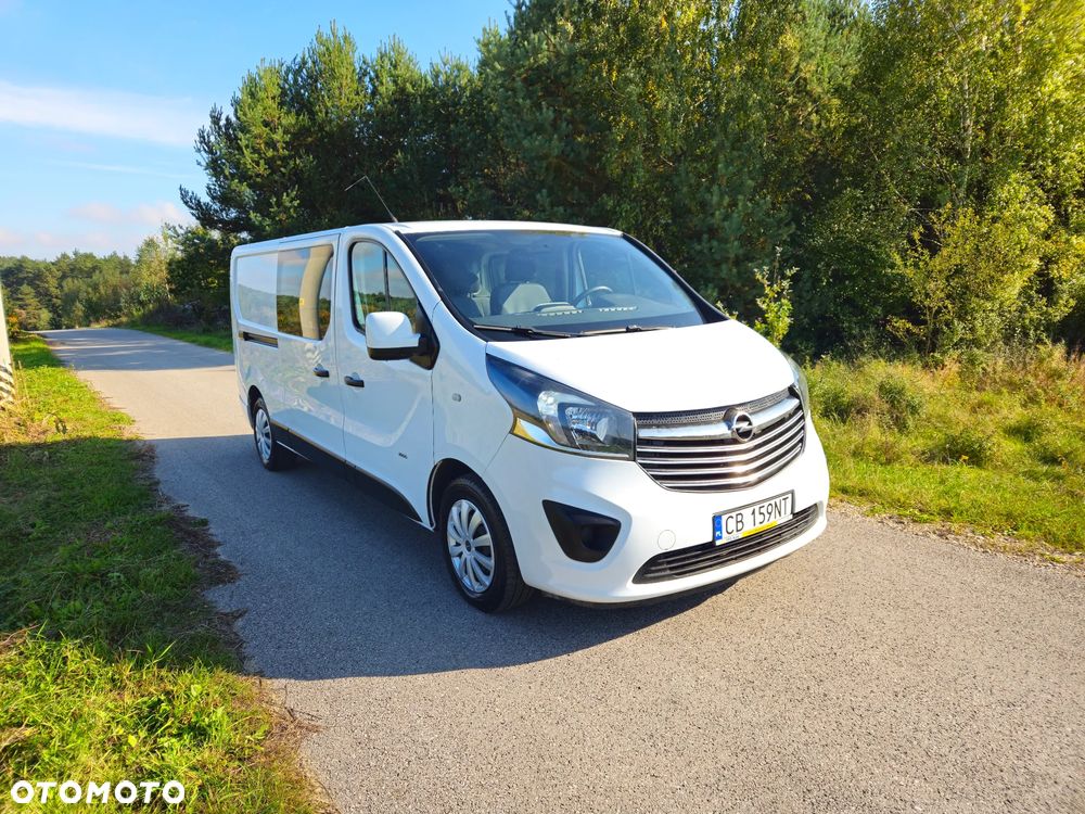 Opel Vivaro - 1