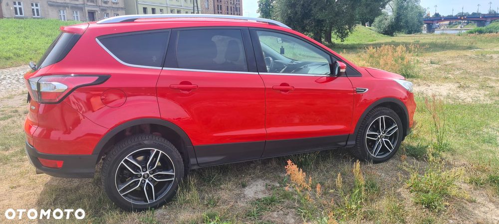 Ford Kuga - 4