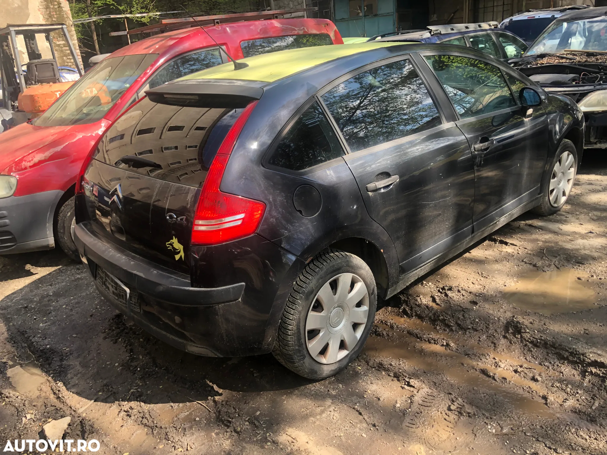 Dezmembrez Citroen C4 2006 negru diesel 4 usi - 8