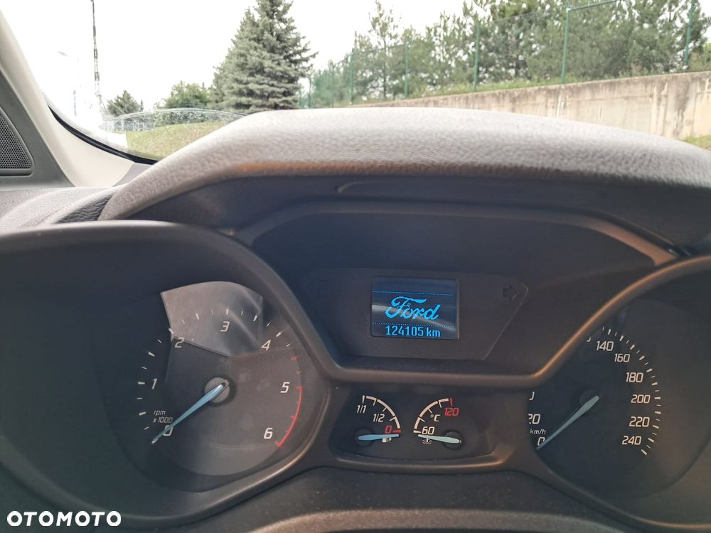 Ford Transit Connect - 16