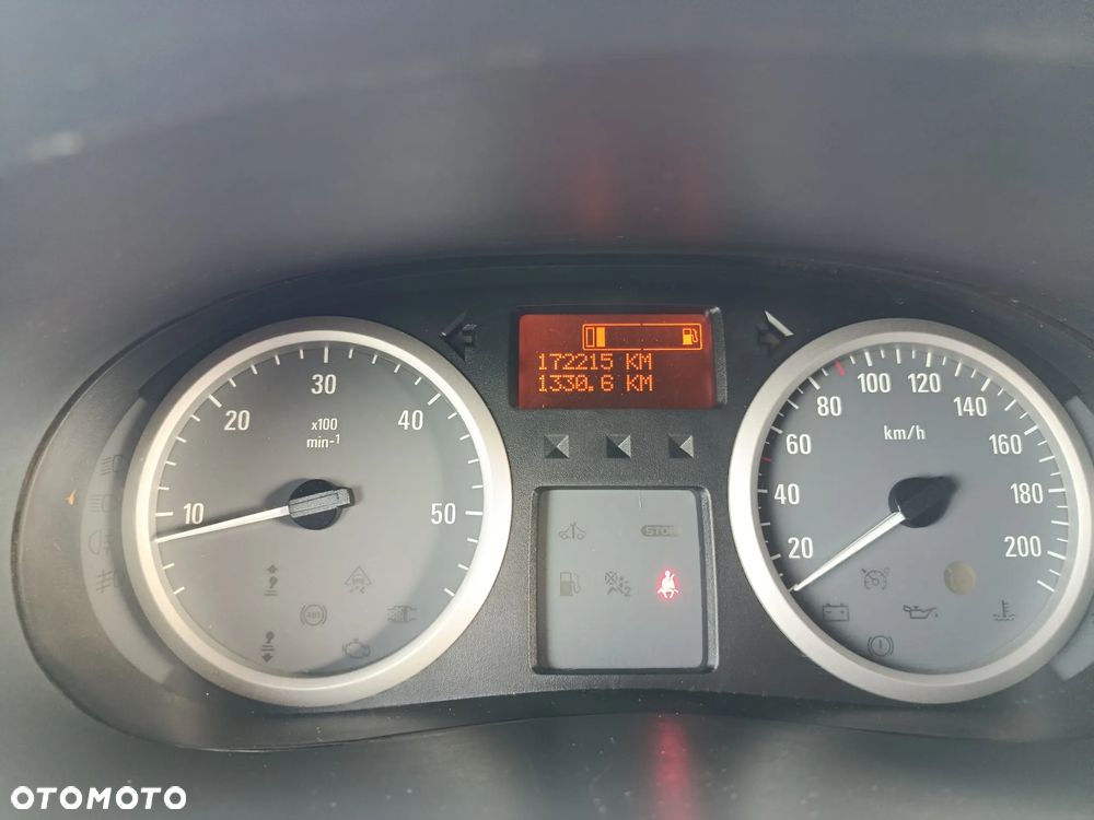 Opel Vivaro - 13