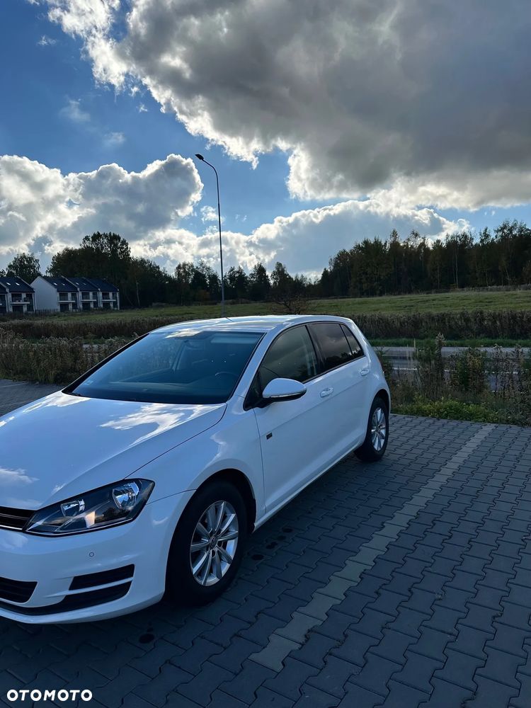 Volkswagen Golf - 2
