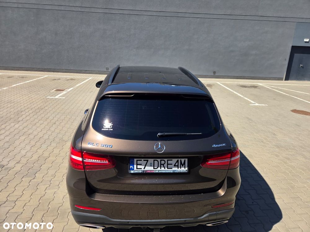 Mercedes-Benz GLC 300 4-Matic - 11