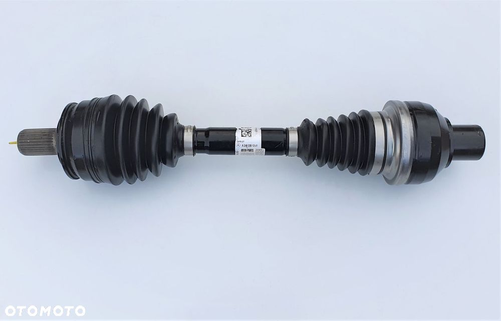 Mercedes GLA 156 242 PÓŁOŚ A2463301201 A2463301301 - 1