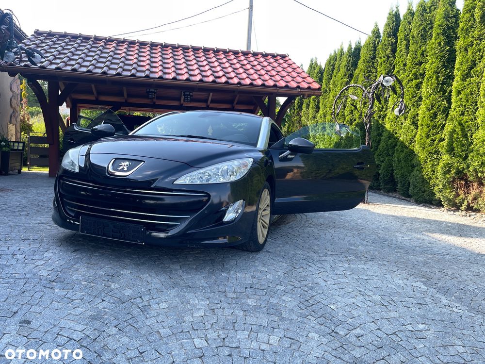 Peugeot RCZ - 8