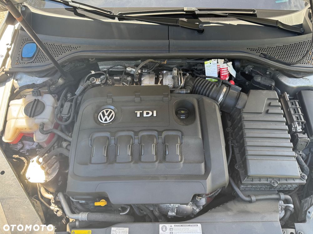 Volkswagen Passat 2.0 TDI Bi-Turbo BMT 4Mot Highline DSG - 26