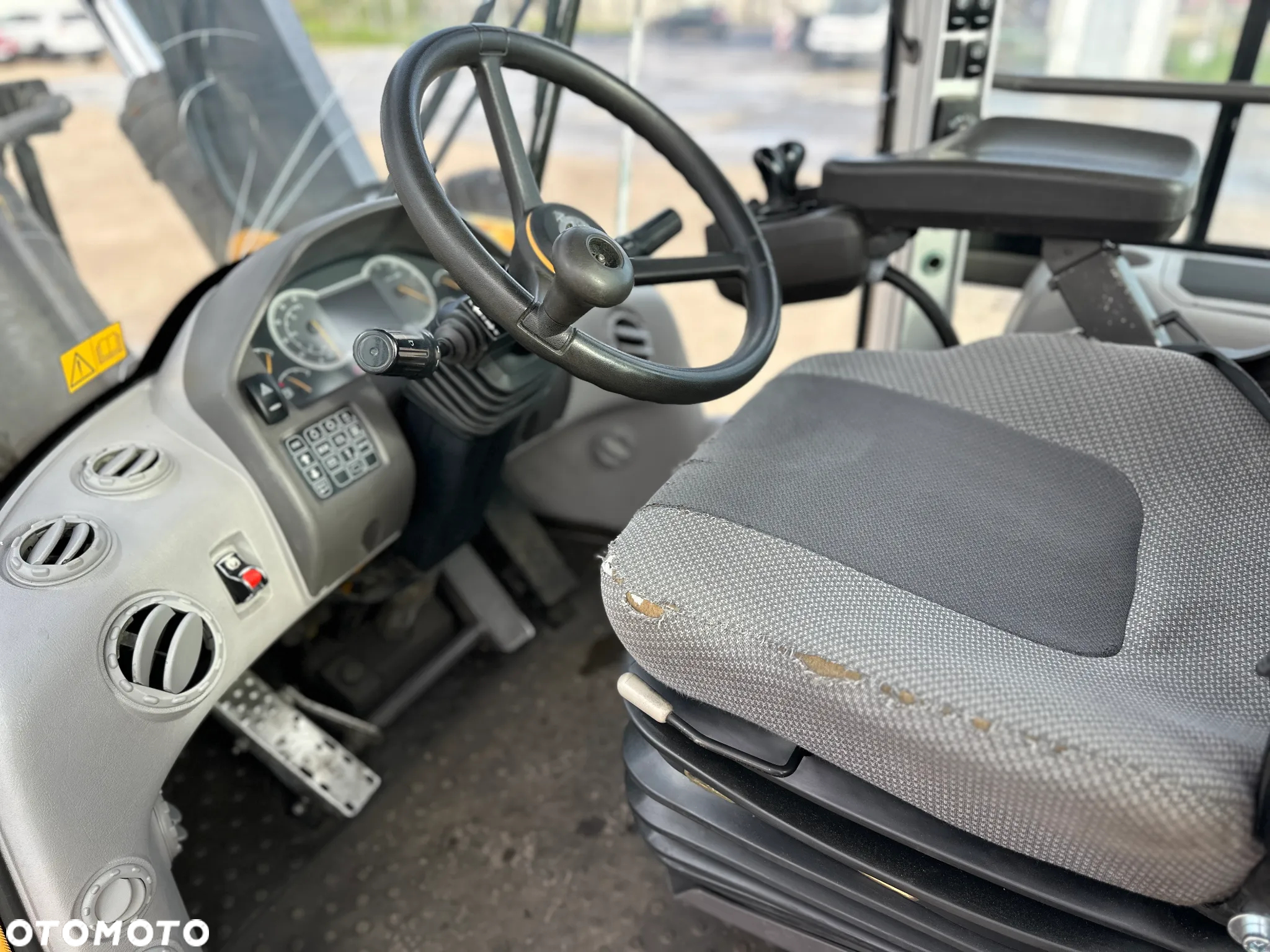 Volvo L110H - 10