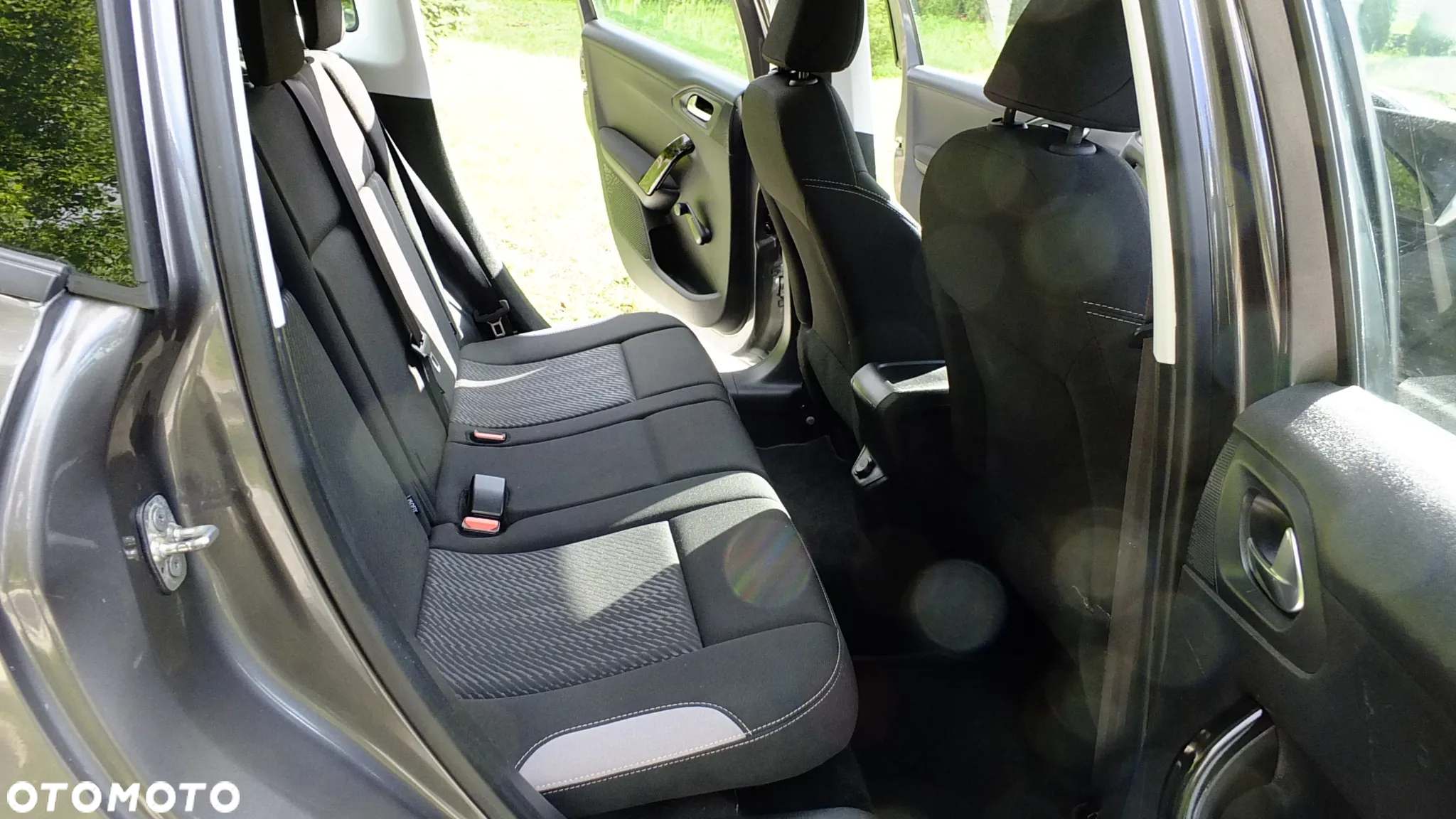 Peugeot 2008 1.6 BlueHDi Active - 14