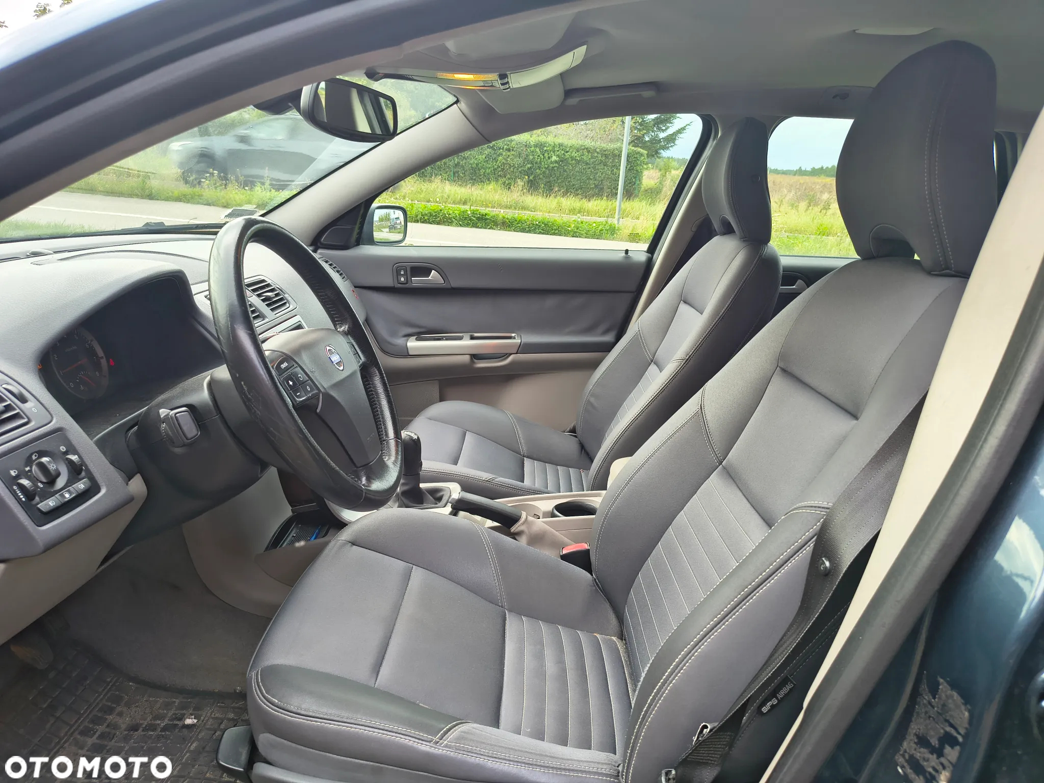 Volvo V50 1.8 Momentum - 4
