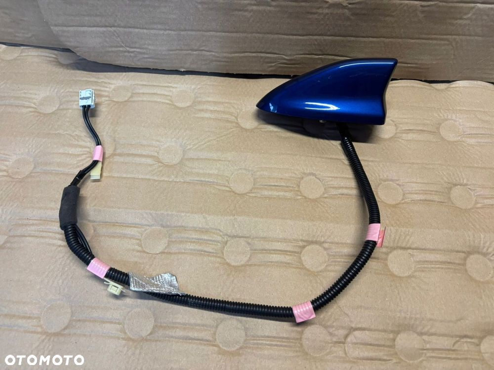 honda civic ix antena dachowa rekin krótka 2pin b584p 12-16 r.