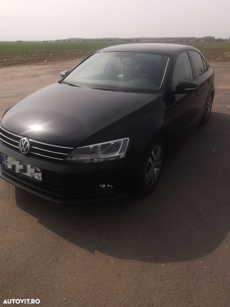 Volkswagen Jetta 2.0 TDI Comfortline - 2