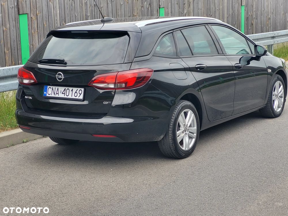 Opel Astra 1.6 CDTI Sport - 2
