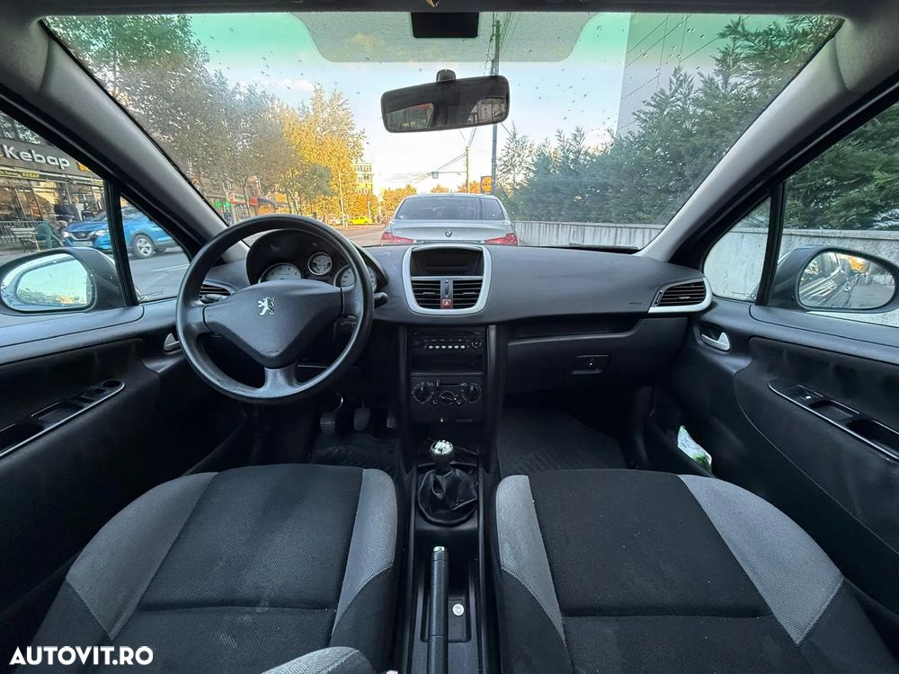 Peugeot 207 1.4E 16V Trendy - 7
