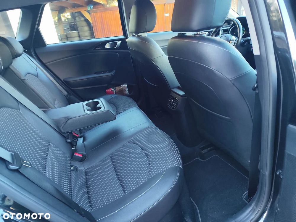 Kia Ceed 1.6 GDI PHEV XL DCT - 7