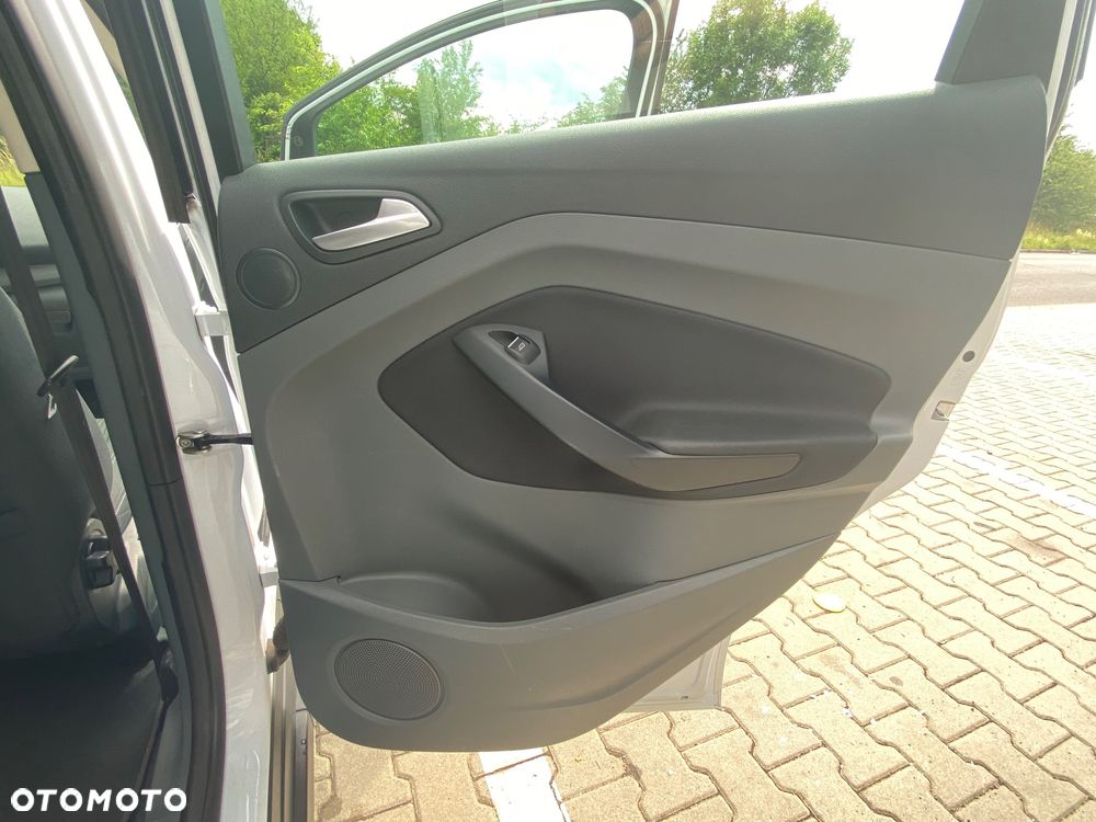 Ford C-MAX 1.6 TDCi Start-Stop-System Titanium - 21