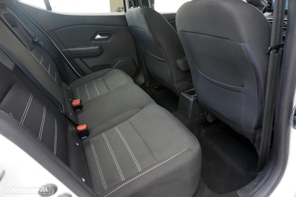 Dacia Sandero 1.0 SCe Essential - 4