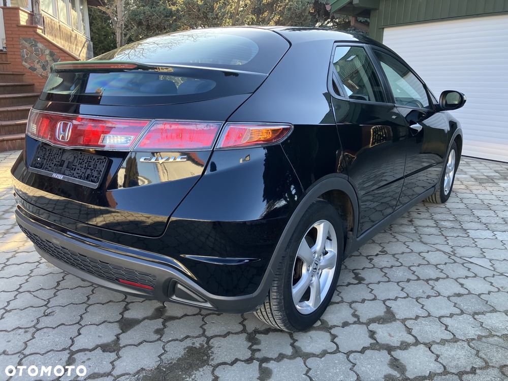 Honda Civic - 4